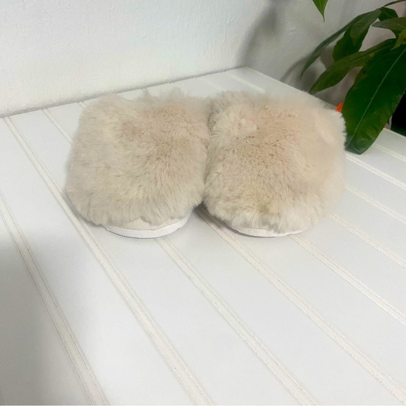 Nestwell Women’s Slippers Small 5/6 Cozy Teddy Sherpa Ivory White Memory Foam - Picture 5 of 7
